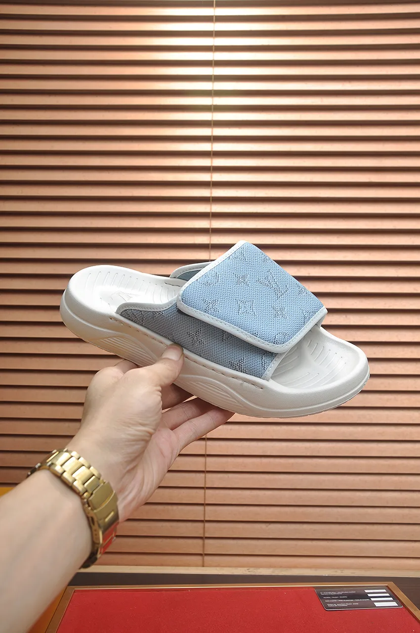 Men's men's shoes 💰340💶 [Louis Vuitton LV slippers] (high-end cowhide) counter 1:1 fashion style, a must-have for summer! The designer used LV’s iconic outsole. The original simple slippers instantly become fashionable! The upper is made of flexible special cowhide leather straps alternately, and the workmanship is exquisite! A must-have for stylish men in summer, size 38-45 (45 customized)